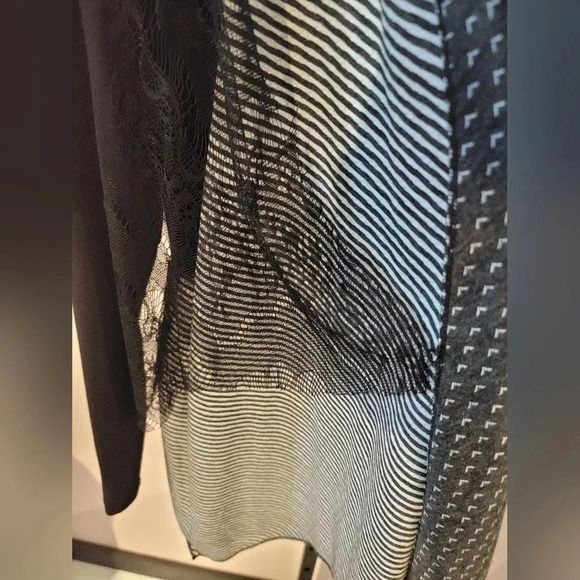 Vintage Concept Mixed Fabric Cowl Neck Top - Picture 4 of 7